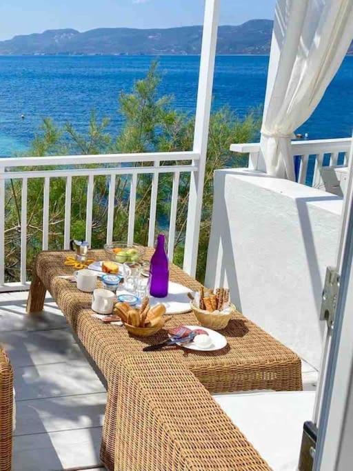 Casa Del Mar Milos Plaka  Extérieur photo